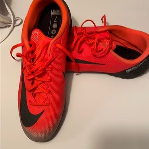 Only played with them once. Soccer shoes